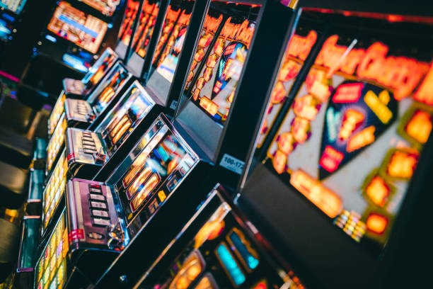 Live tables earn cashback Live dealer tables contributing to weekly cashback